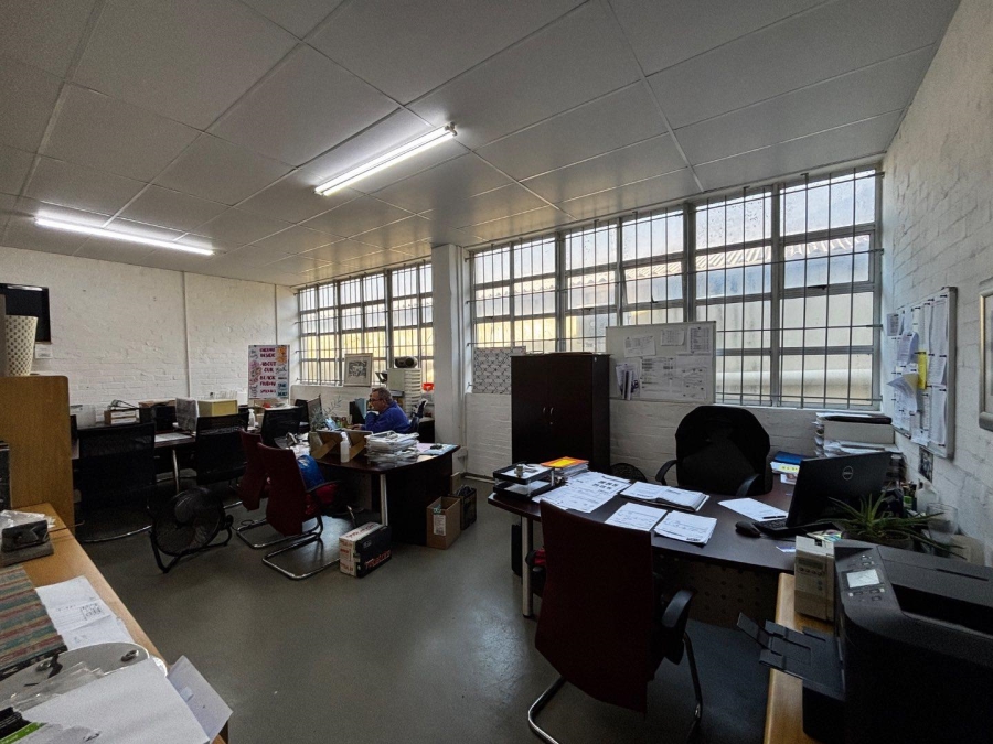 To Let commercial Property for Rent in Paarden Eiland Western Cape